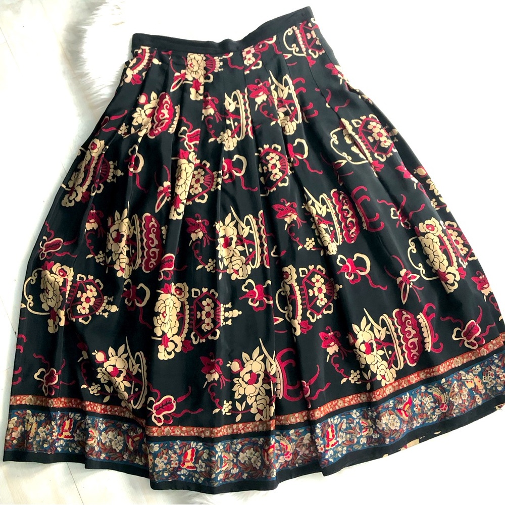 Like New Floral Print Pleated Maxi Skirt, S